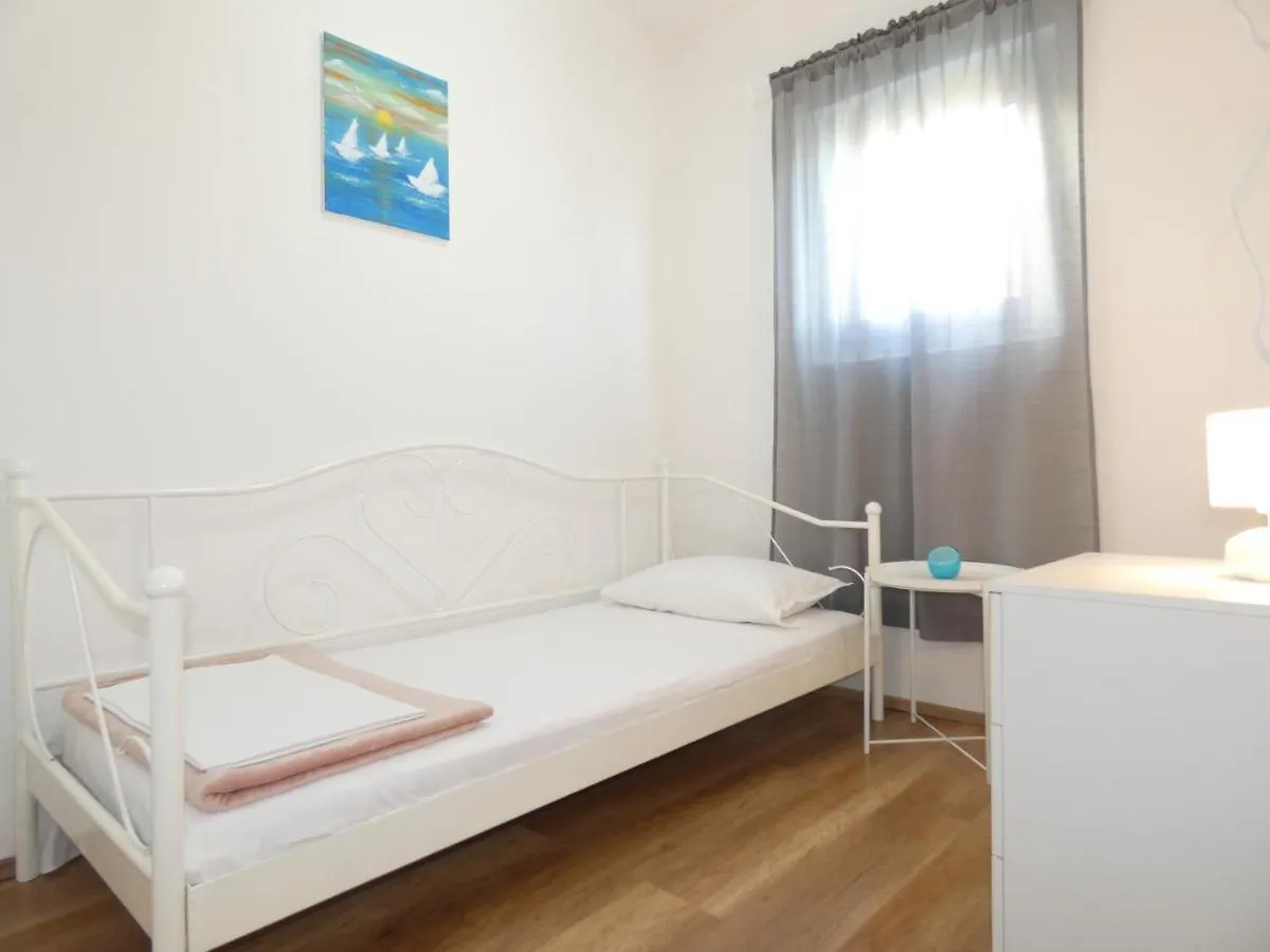 Holiday House Sia Jasenice  Holiday home